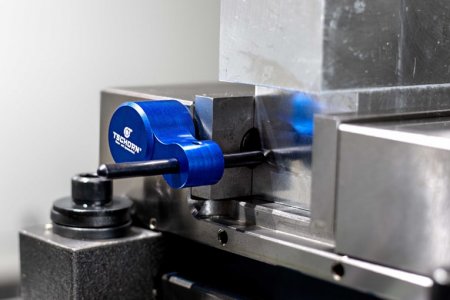 Magnetic workpiece stopper EasyMag.